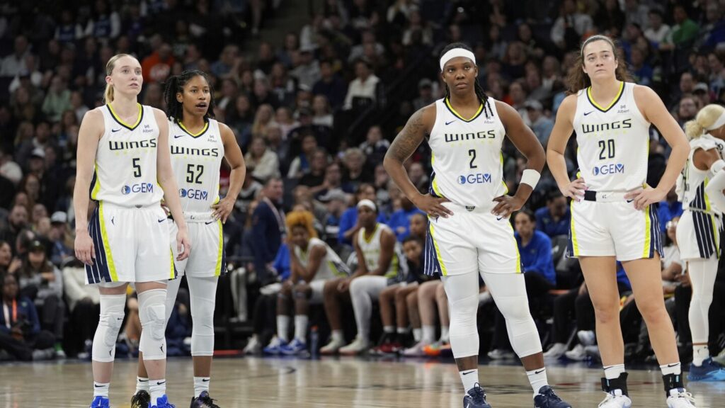 Dallas Wings forward Maddy Siegrist will miss time with a knee injury that won’t require surgery