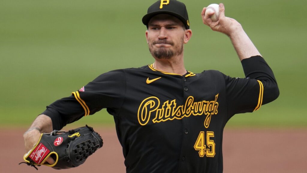 Pirates’ Andrew Heaney leaves his start against Phillies in seventh inning with left calf cramping