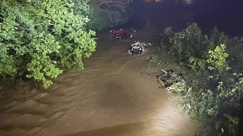 5 dead in West Virginia flash flooding as storm dumps up to 4 inches of rain