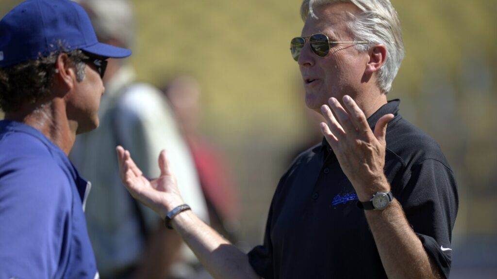 How billionaire Mark Walter, set to own the controlling stake in Lakers, made his fortune