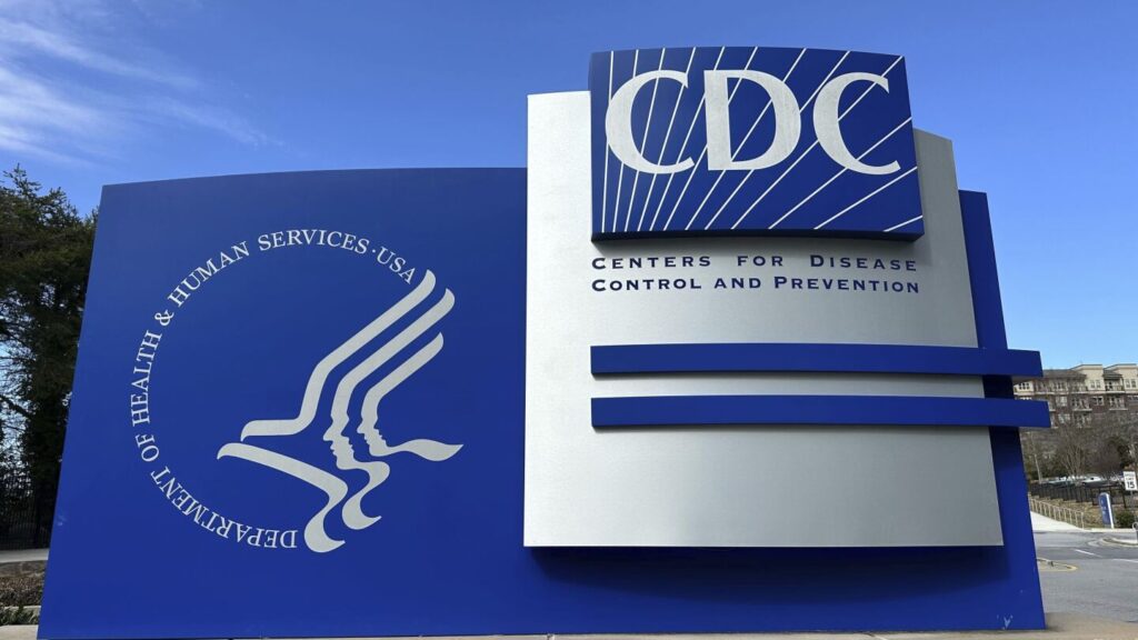 CDC leadership ‘crisis’ apparent amid new COVID-19 vaccine guidance