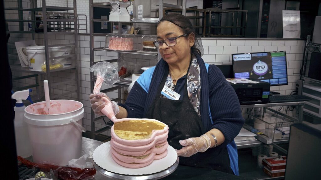 Walmart’s cake decorators stir up some rivalry with their affordable creations