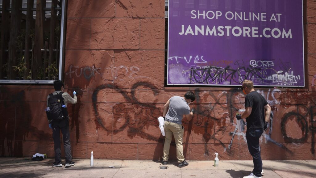 Mayor lifts curfew in downtown Los Angeles after protests