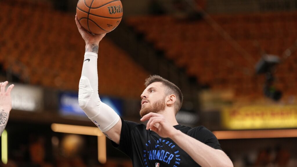 Hartenstein back in starting lineup for Thunder for Game 4 of the NBA Finals vs. Indiana