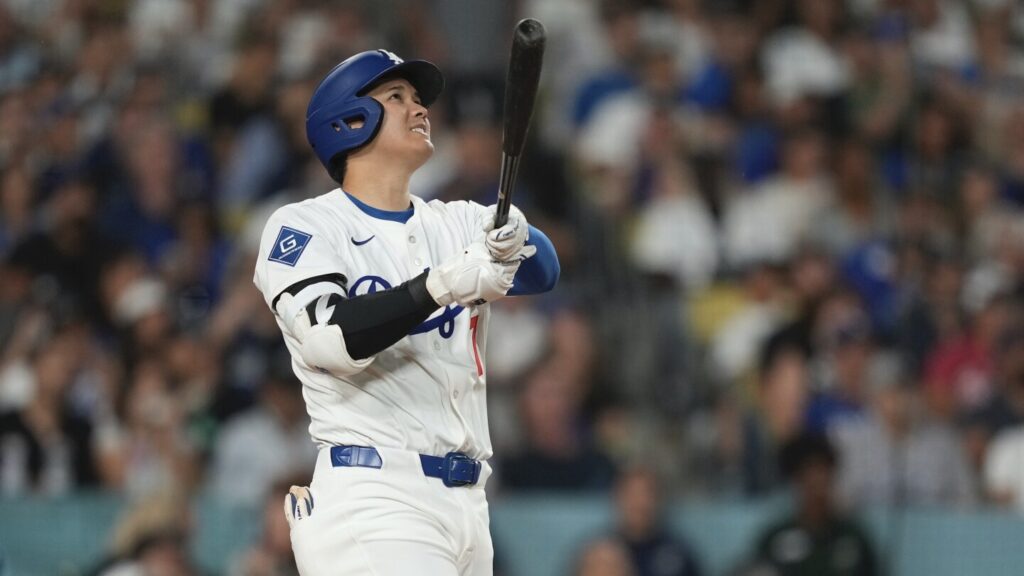 Ohtani outduels Judge with 2 homers and the Dodgers rally to beat the Yankees 8-5
