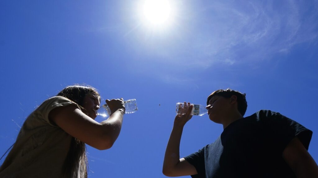 How to keep cool in the heat wave hitting parts of the US