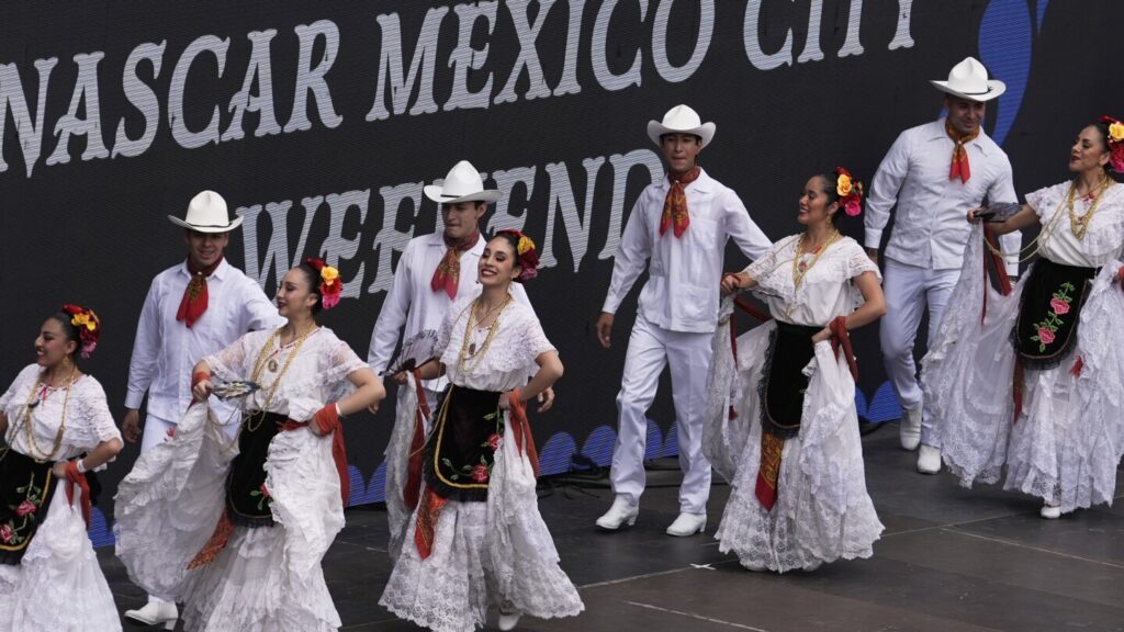 NASCAR silences Mexico City detractors with successful inaugural visit