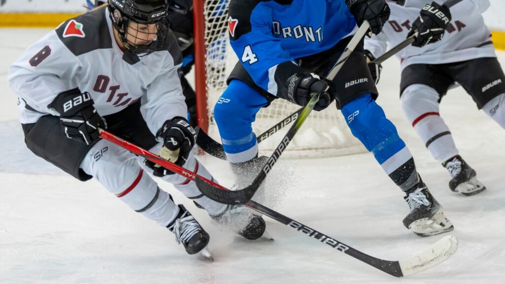 Seattle signs Natalie Snodgrass for its 1st PWHL season