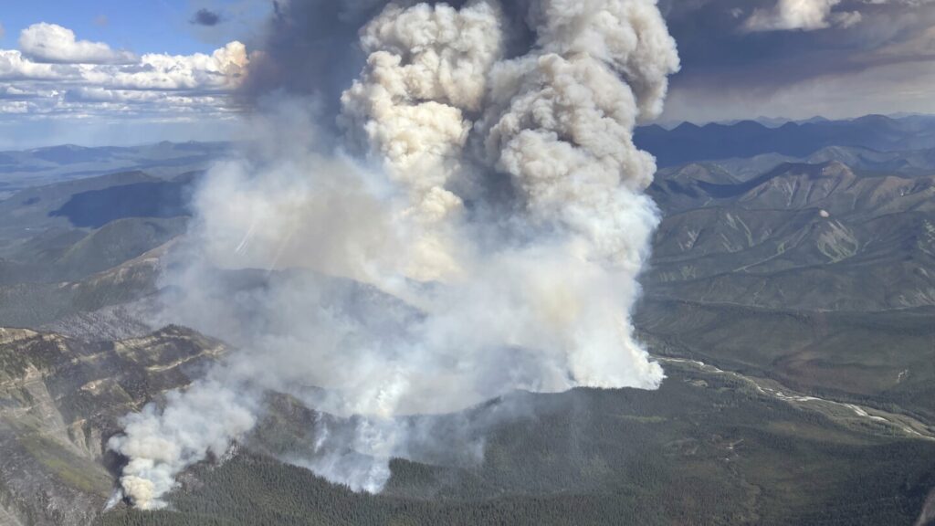 Canadian wildfire smoke causes ‘very unhealthy’ conditions in American Midwest