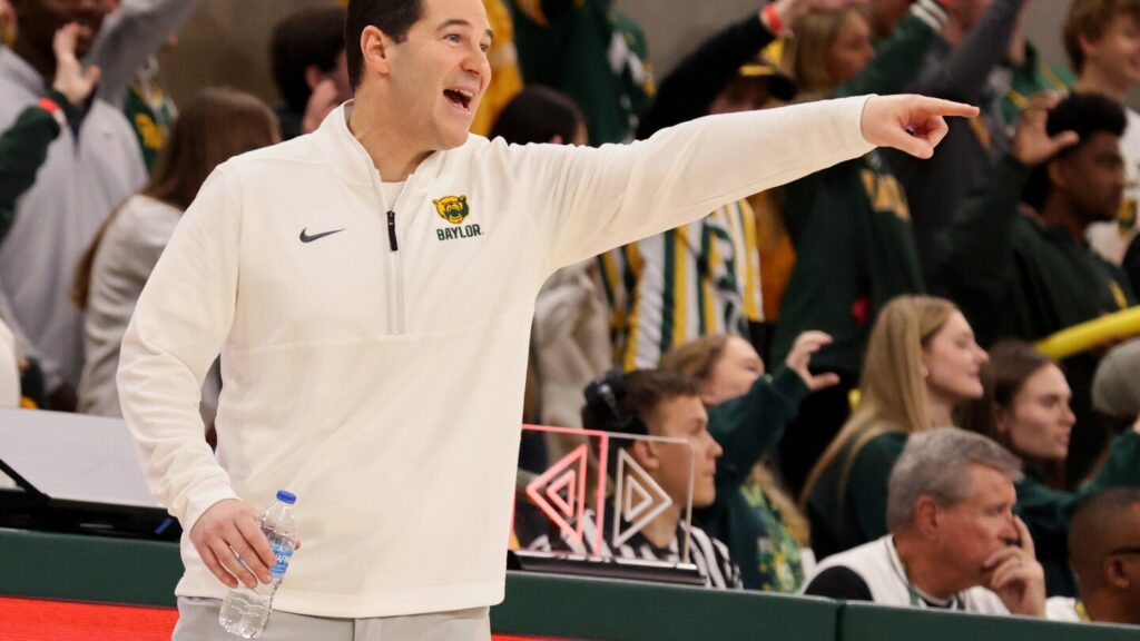 With no players left from last season’s team photo, Baylor begins summer practice with new roster