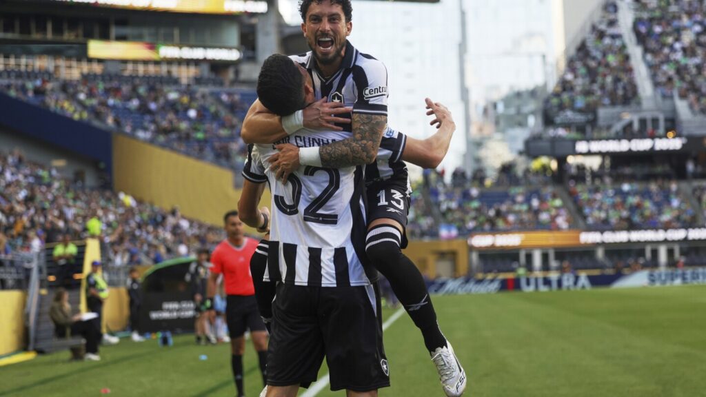 Cunha, Jesus score in 1st half as Botafogo holds on to beat Sounders 2-1 in Club World Cup