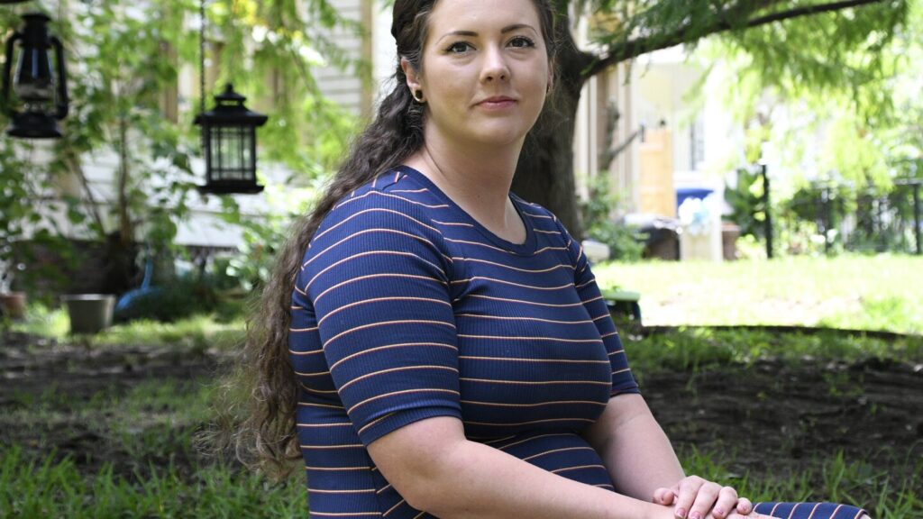 Scams to steal college financial aid are using AI for identity theft