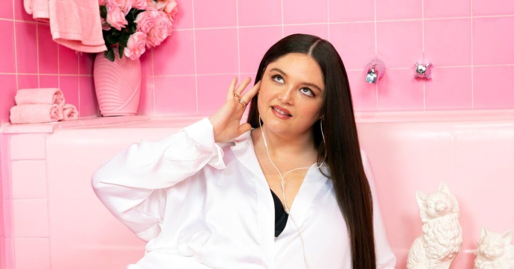 ‘Too Much’ Star Megan Stalter Reinvents the Rom-Com Heroine