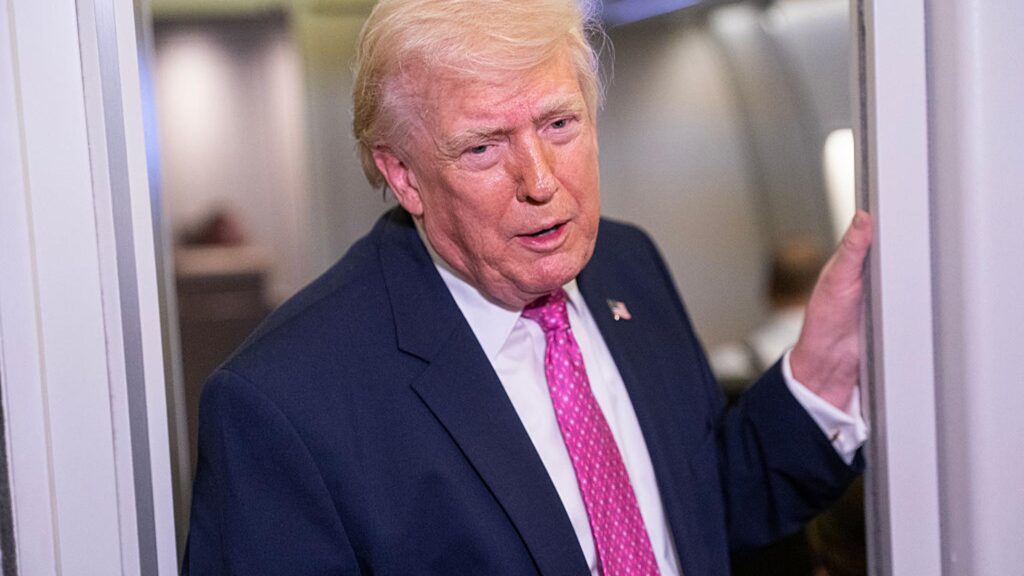 Trump Seems to Embrace ‘Regime Change’ in Iran Trump Seems to Embrace ‘Regime Change’ in Iran