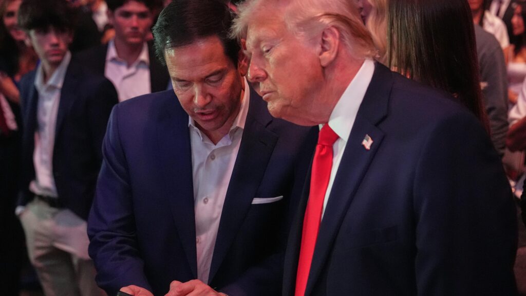 Trump Says U.S. Will Blockade Strait of Hormuz After Iran Peace Talks Fail