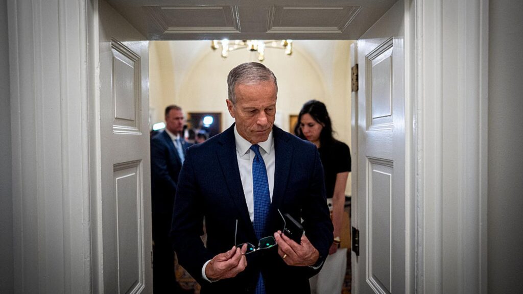 On Iran War, Congress Is in the Dark as It Forgoes Oversight