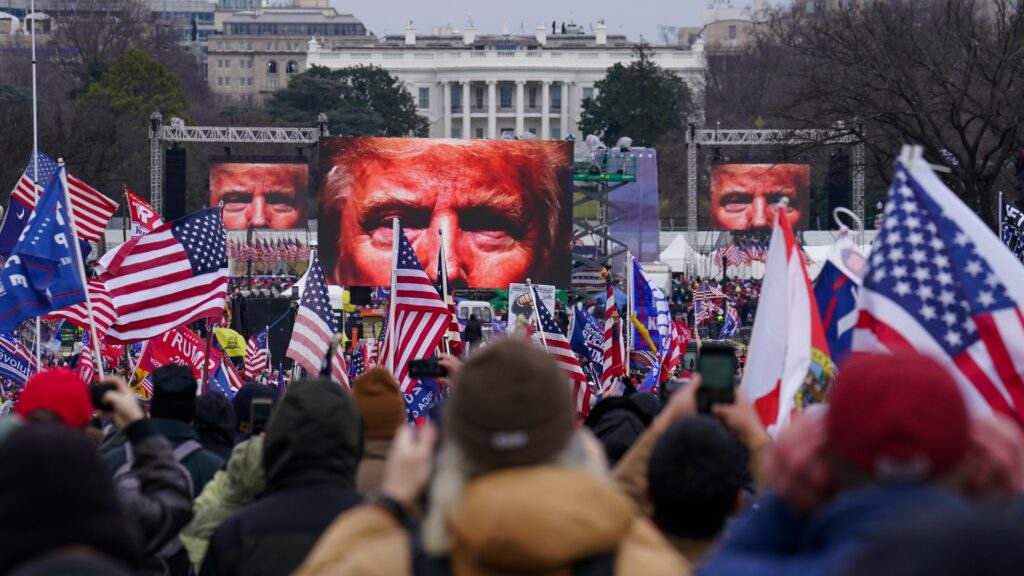 Trump May Drop IRS Suit in Return for .7 Billion ‘Weaponization’ Fund