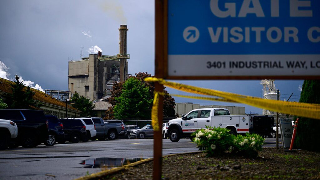 Back-to-Back Chemical Disasters Strike as Trump Seeks to Roll Back Safety Rules