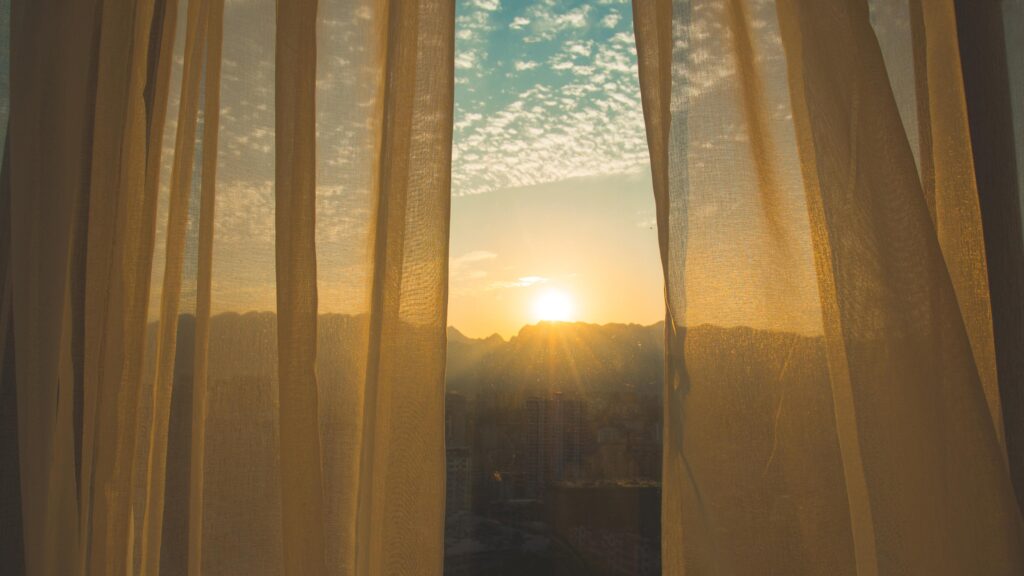 The Morning Light Habit Sleep Experts Swear By