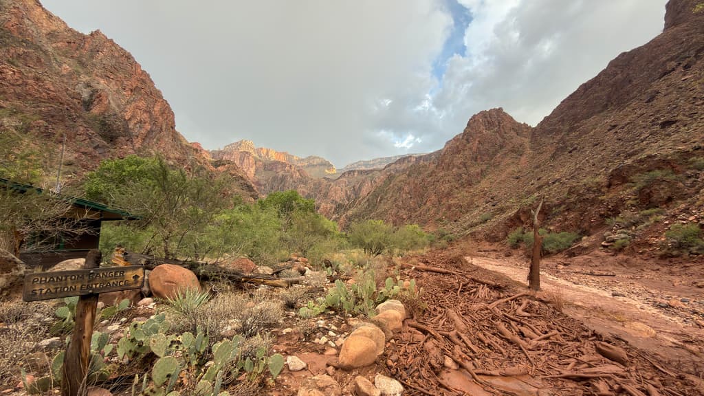 One Dead, 15 People Unaccounted For After Flash Flooding at the Grand Canyon One Dead, 15 People Unaccounted For After Flash Flooding at the Grand Canyon
